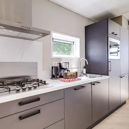 Cube Xl 73 I 4-persoons In Zennewijnen